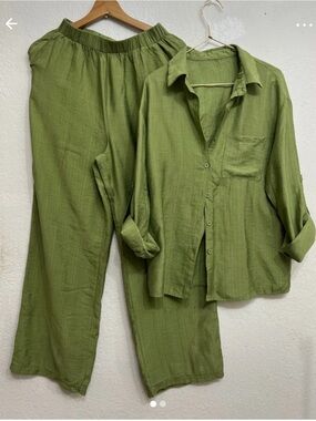 Relaxed Olive Green Button-Up Jacket